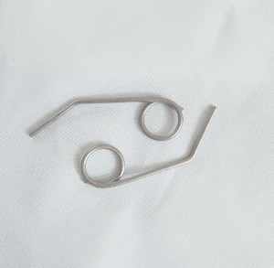 Scraper lock for dough roller